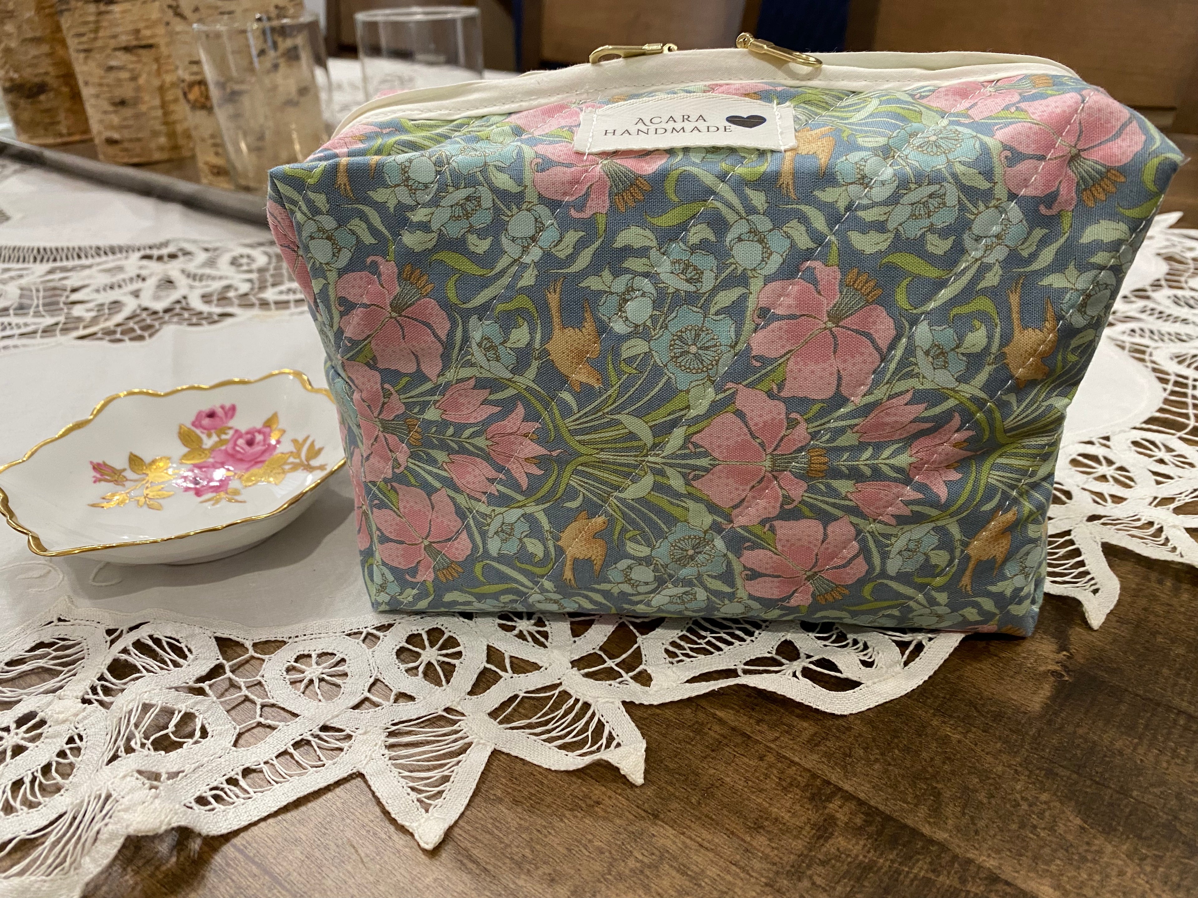BOXY COSMETIC POUCH - Small