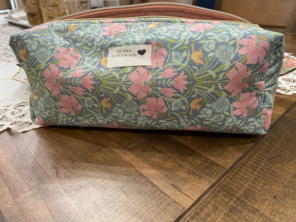 HOT HAIR TOOL POUCH