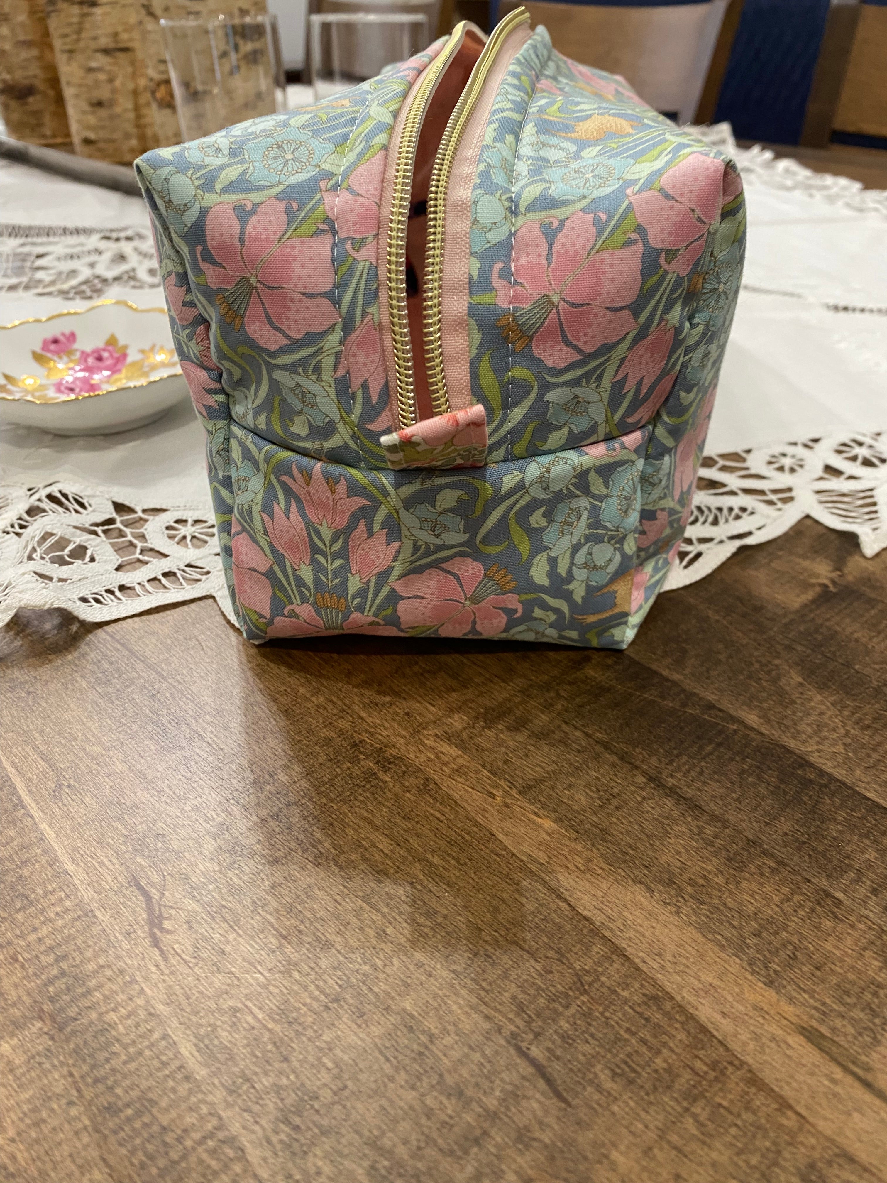 HOT HAIR TOOL POUCH