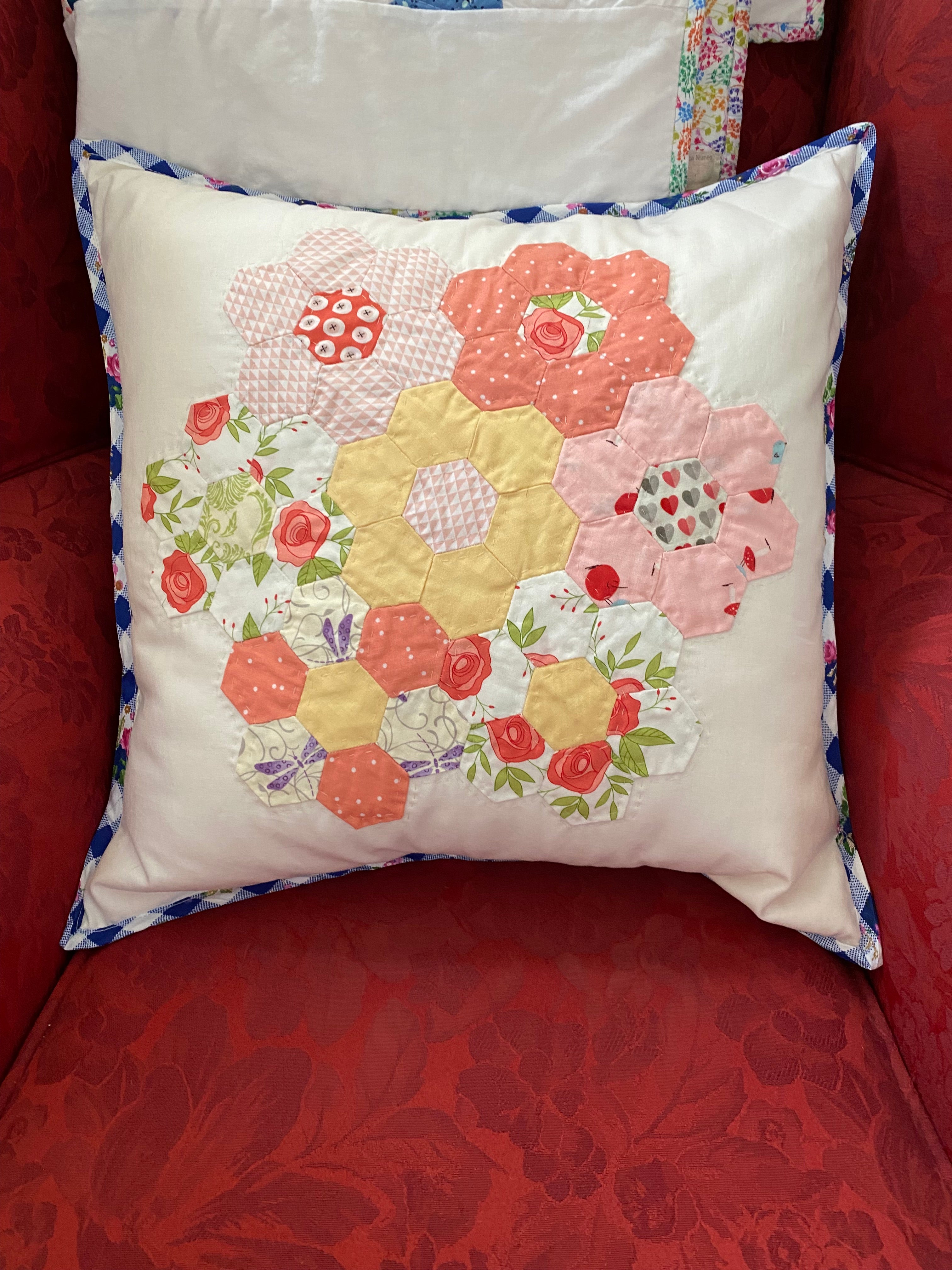 HAND APPLIQUE HEXI CUSHION COVER