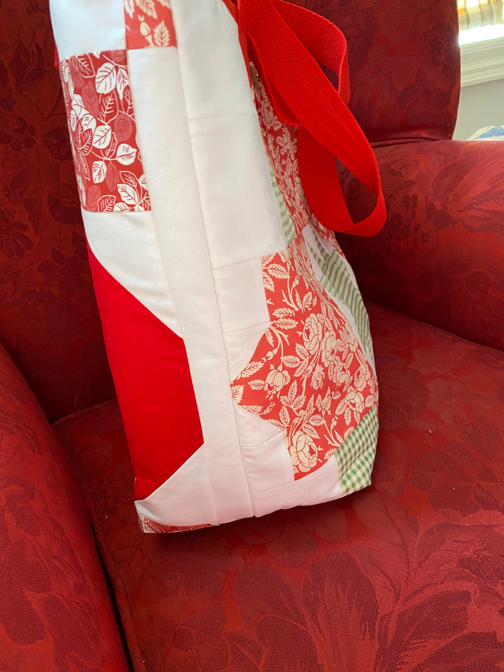QUILTED BLOCKS TOTE BAG